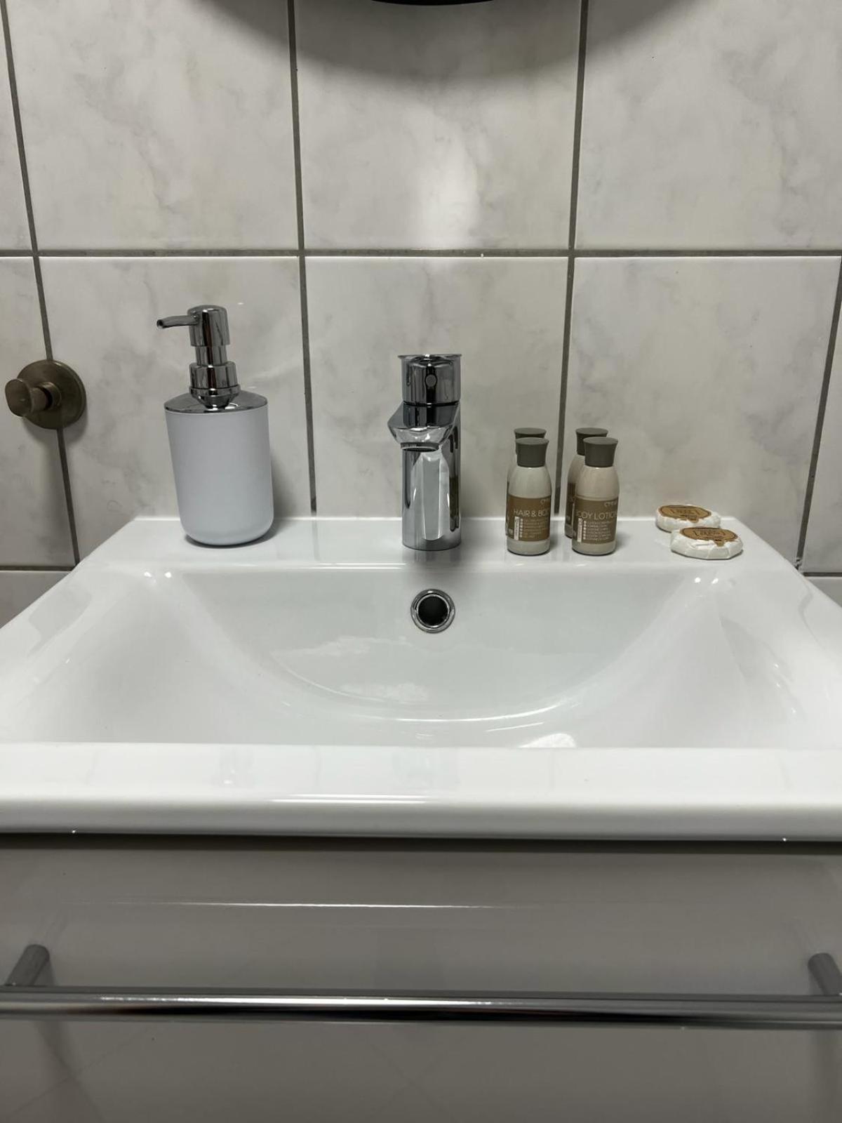 三角洲公寓酒店 弗罗茨瓦夫 外观 照片